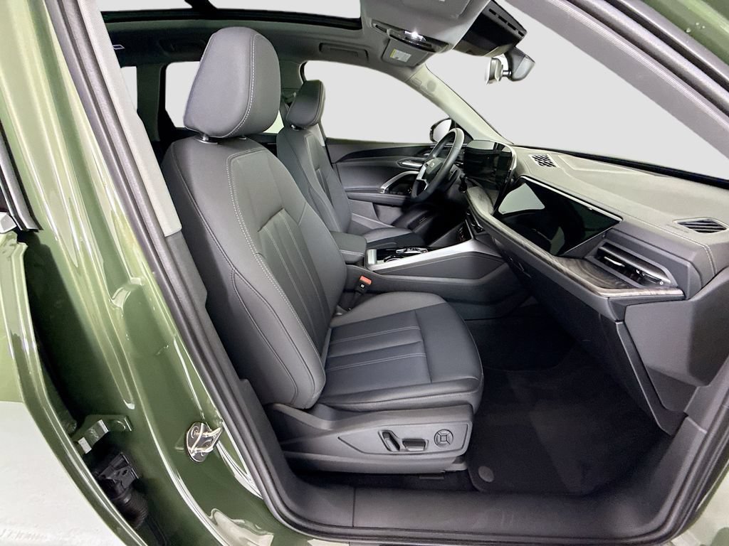Certified 2025 Audi Q5 Premium Plus w/ Premium Plus AWD/4WD image 20