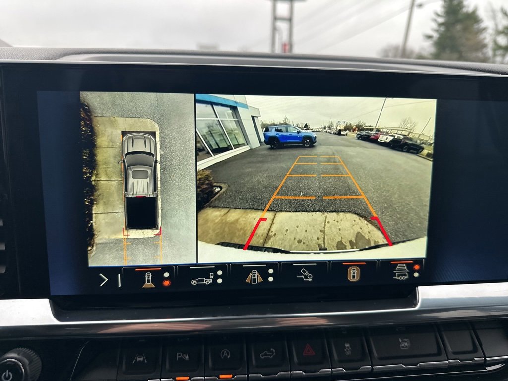 Used 2024 Chevrolet Silverado 1500 LTZ w/ Technology Package image 24