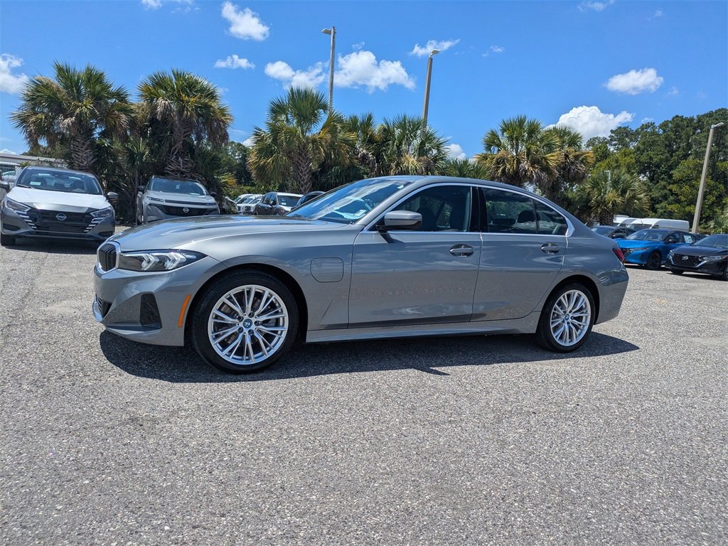 Used 2024 BMW 330e image 7