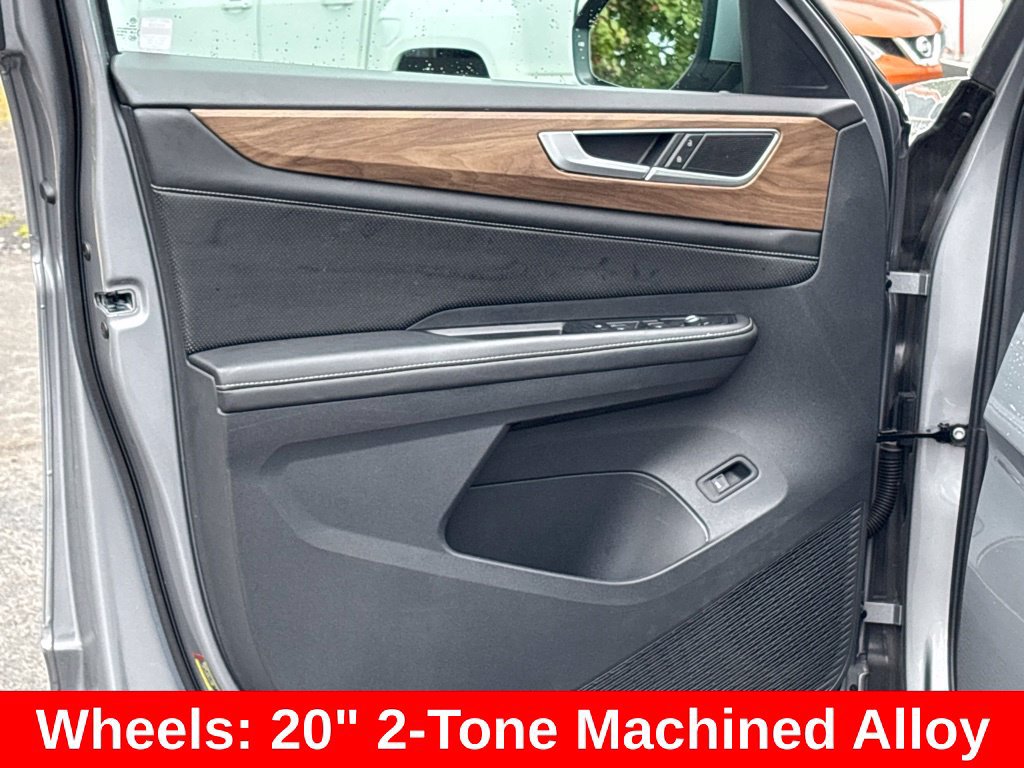 Used 2024 Volkswagen Atlas SE AWD/4WD image 23