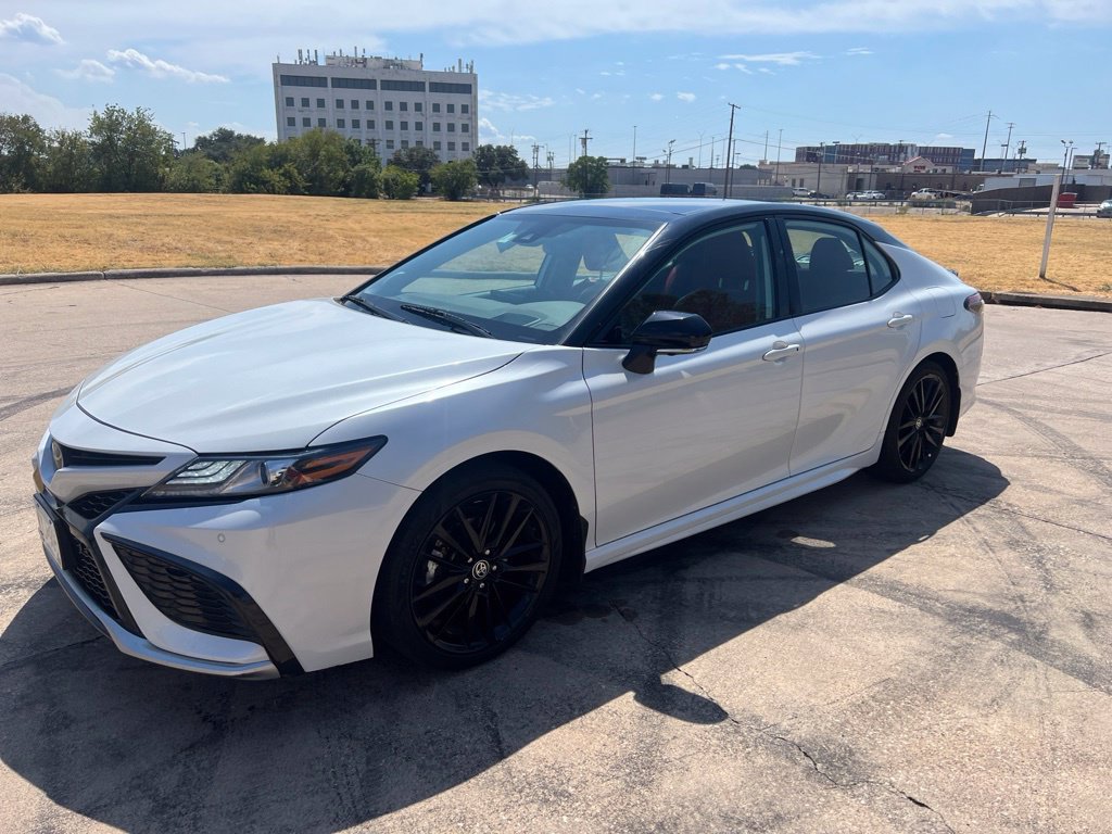 Used 2024 Toyota Camry XSE w/ Navigation Package FWD image 19