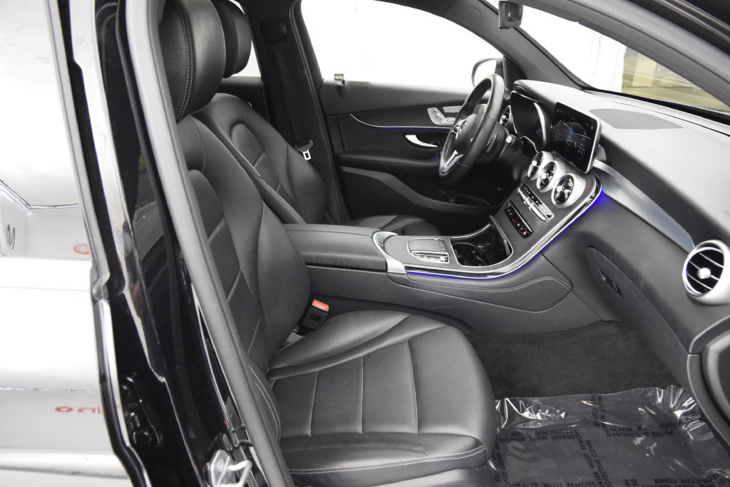 Used 2021 Mercedes-Benz GLC 300 4MATIC Coupe image 16