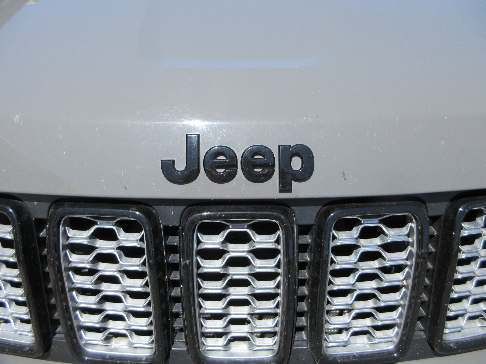 Used 2021 Jeep Grand Cherokee Laredo X AWD/4WD image 14