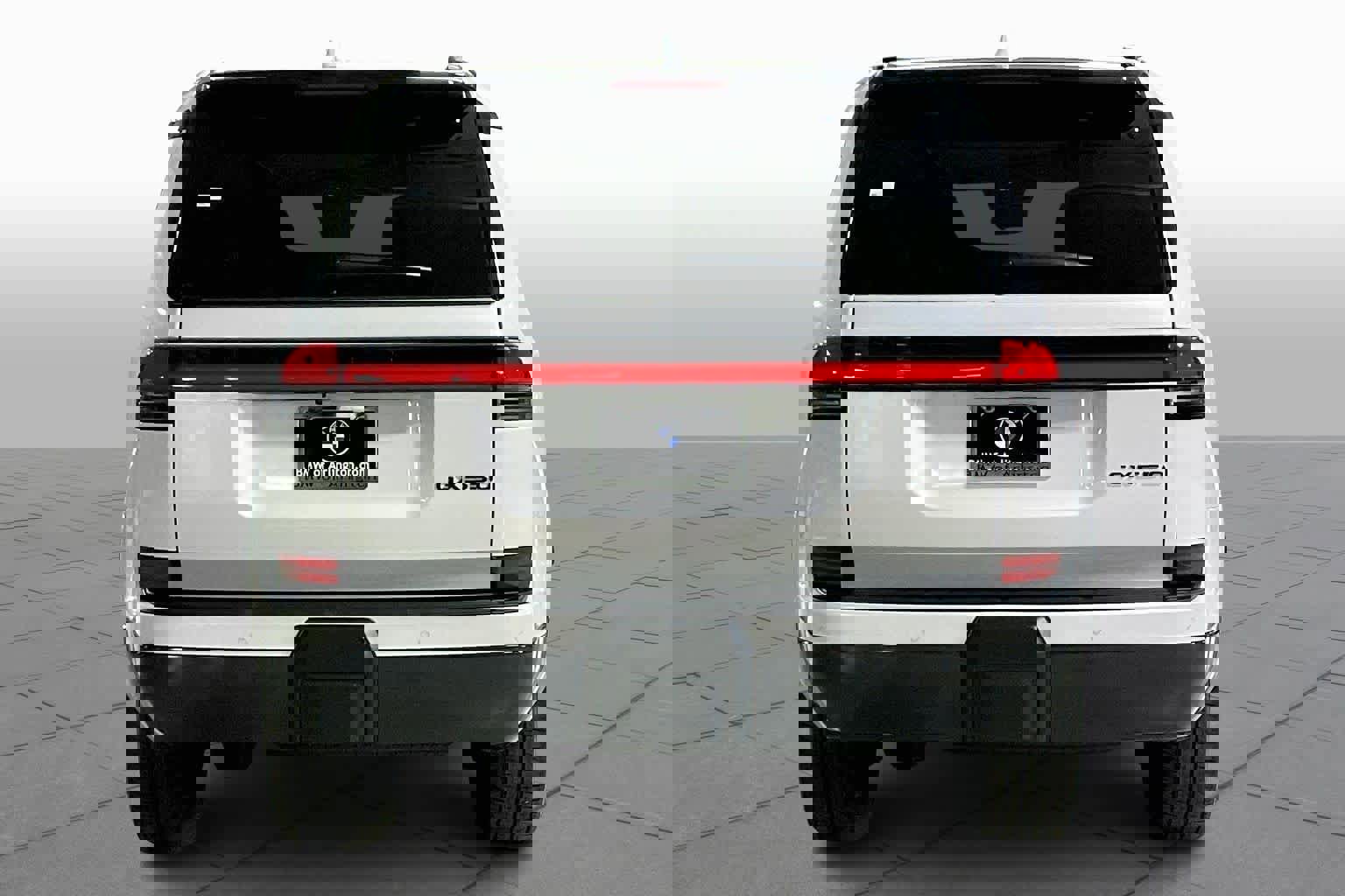 Used 2024 Lexus GX 550 image 4