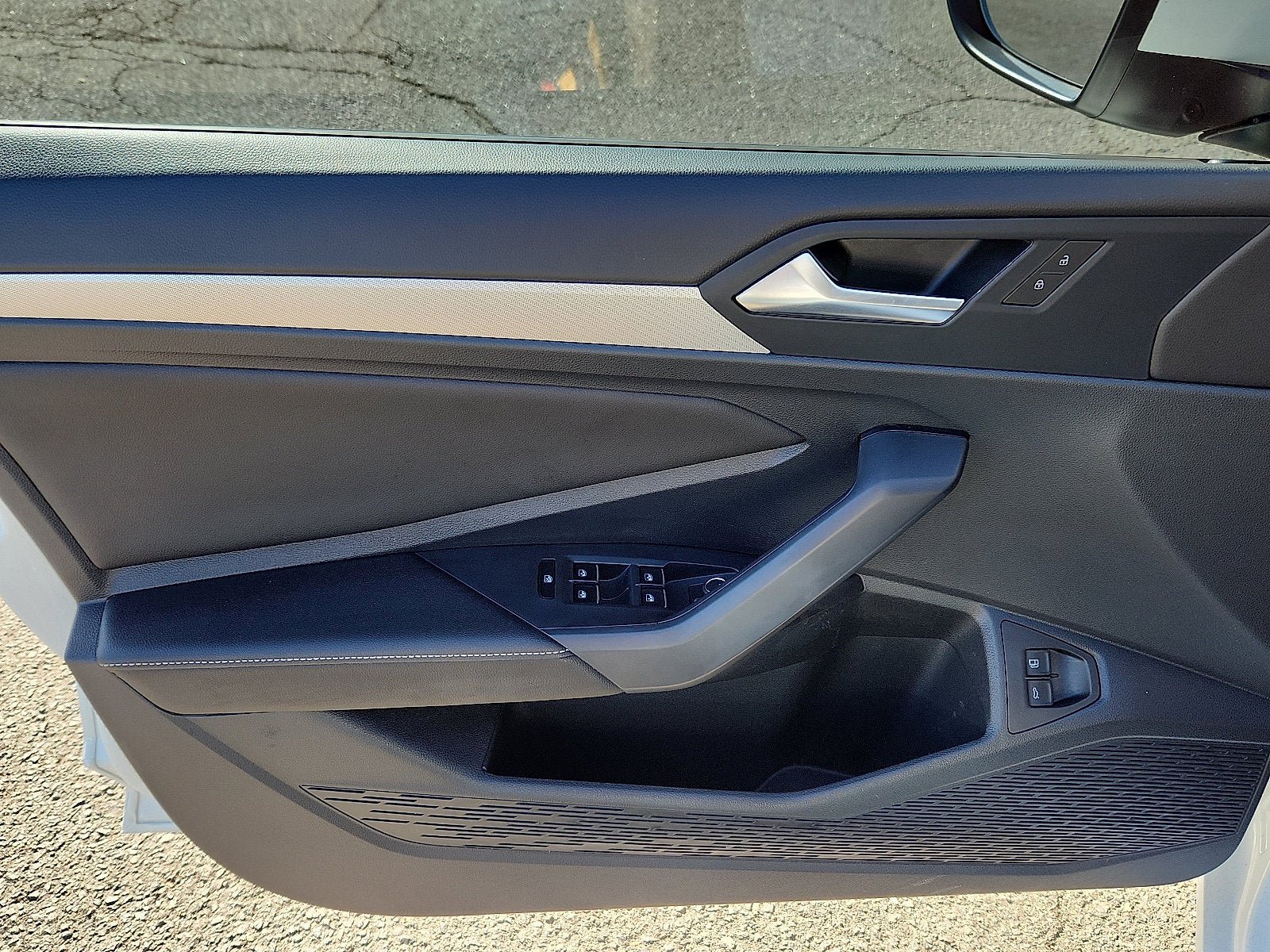 Certified 2024 Volkswagen Jetta S FWD image 12