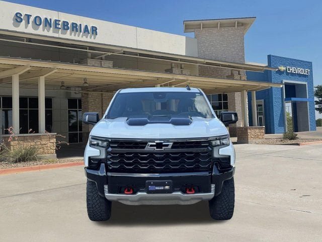 Used 2024 Chevrolet Silverado 1500 ZR2 w/ Technology Package AWD/4WD image 9