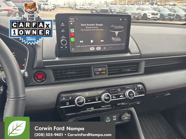 Used 2025 Honda Pilot Black Edition image 13