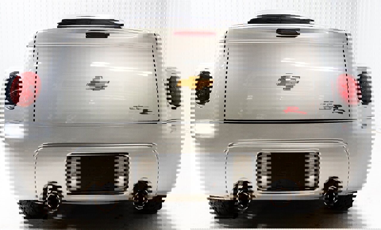 Used 2004 Chevrolet SSR w/ Preferred Equipment Group image 12