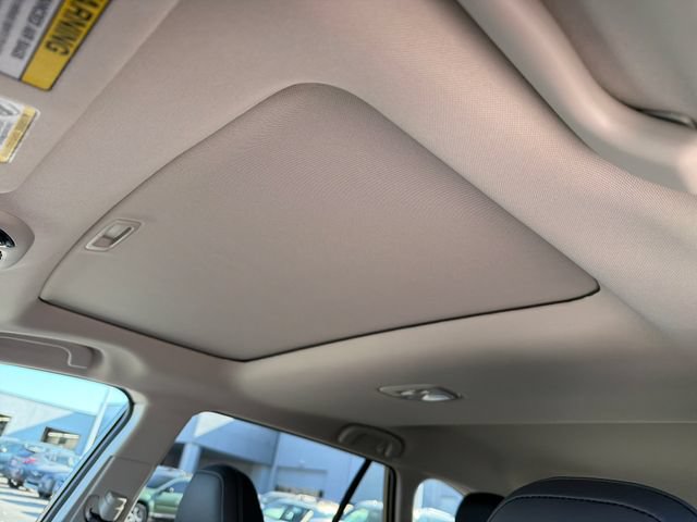 Certified 2025 Subaru Outback Onyx Edition AWD/4WD image 16