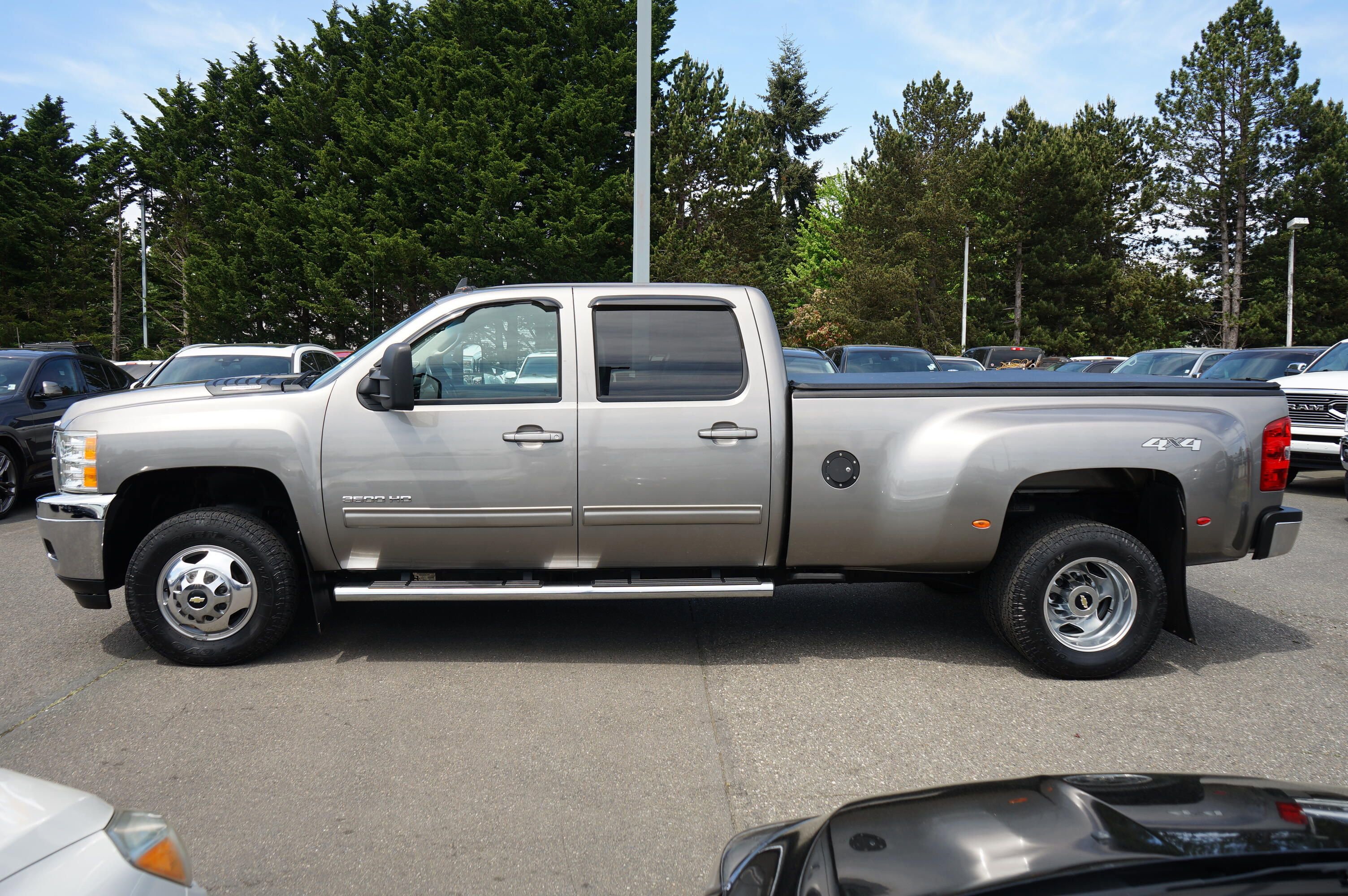 Used 2013 Chevrolet Silverado 3500 LTZ w/ LTZ Plus Package AWD/4WD image 2