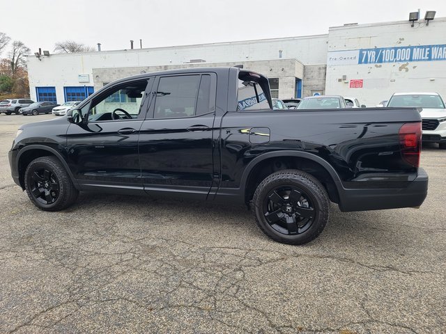 Used 2024 Honda Ridgeline Black Edition image 2