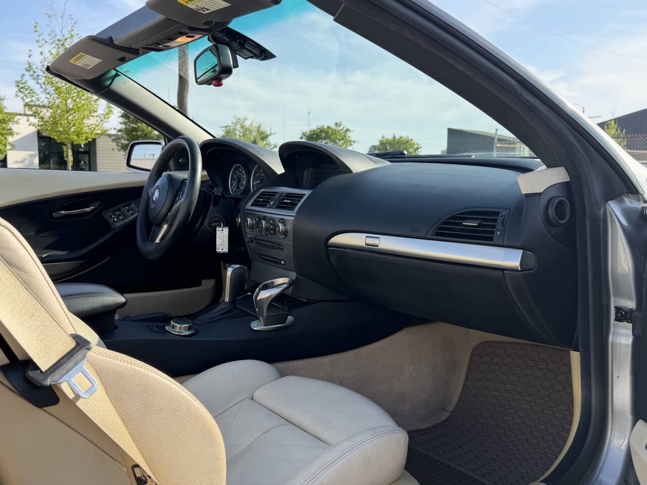 Used 2007 BMW 650i Convertible RWD image 18