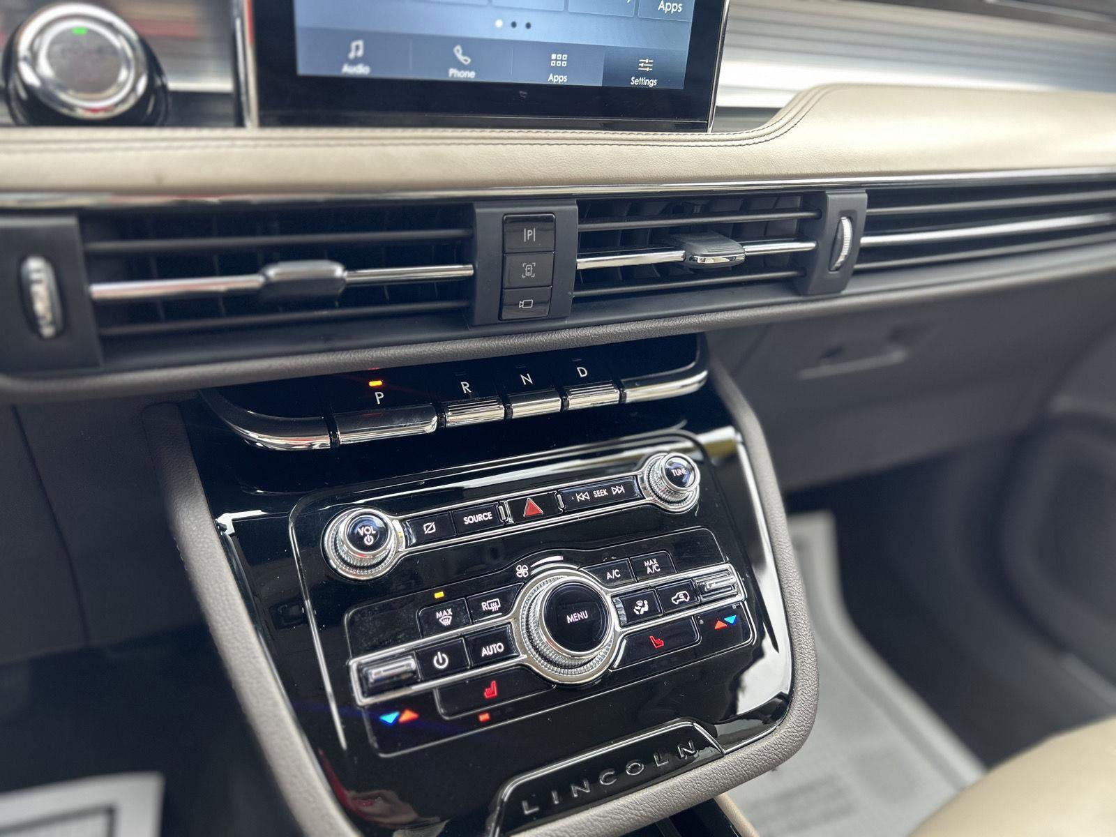 Used 2021 Lincoln Corsair FWD image 24