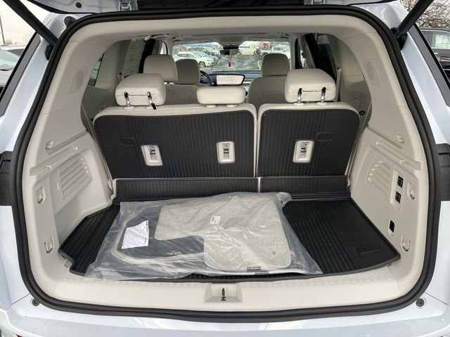 New 2026 Buick Enclave Avenir w/ Super Cruise Package image 25