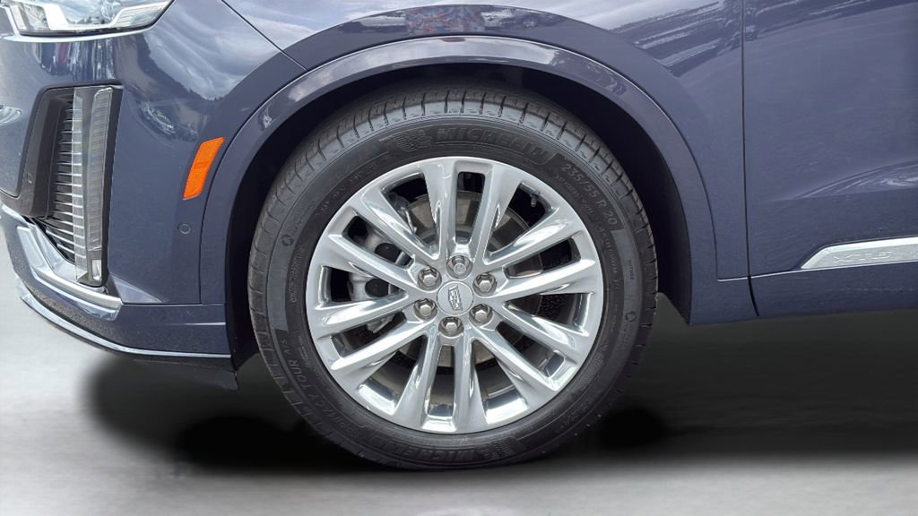 Used 2024 Cadillac XT6 Premium Luxury w/ Technology Package FWD image 20