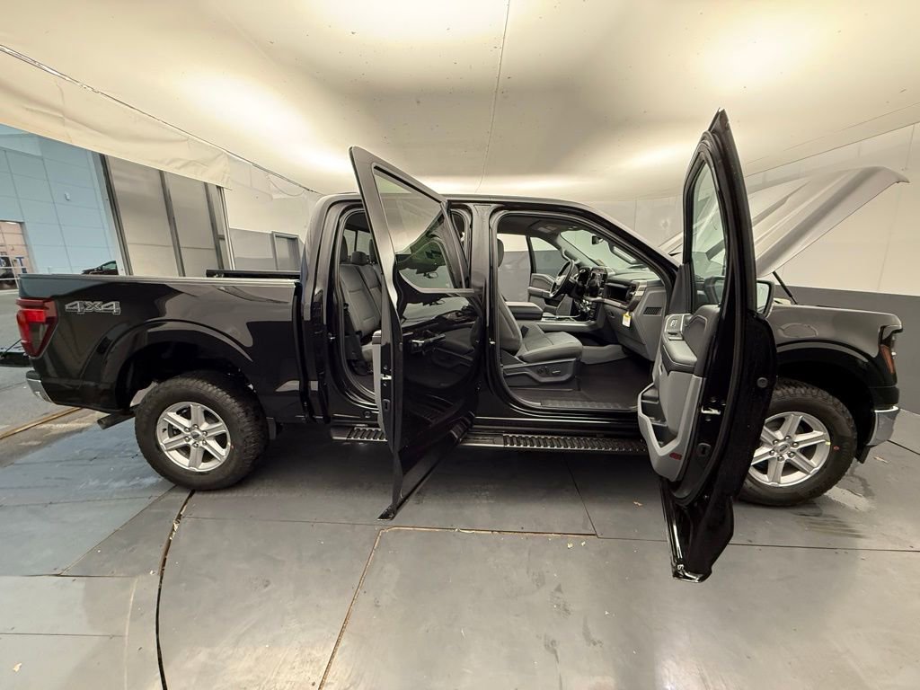 New 2026 Ford F150 XLT w/ Equipment Group 302A MID image 19