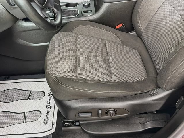 Used 2023 Chevrolet Traverse LT AWD/4WD image 18