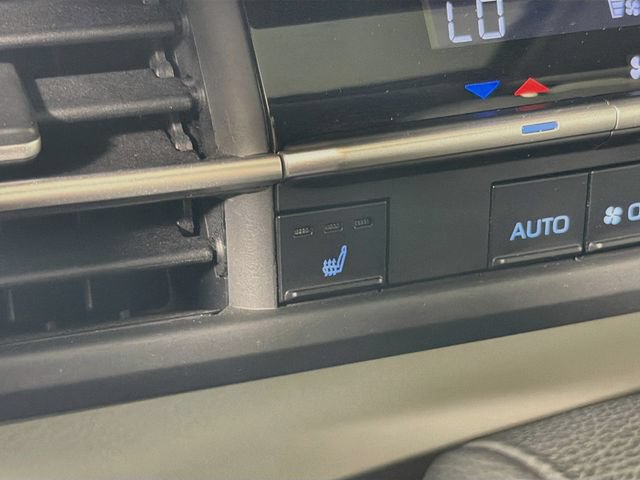 Used 2022 Toyota Sienna XLE w/ XLE Plus Package FWD image 27