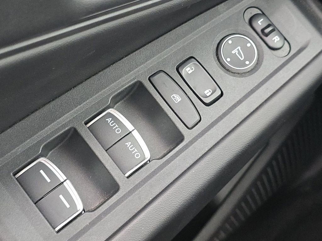 Used 2023 Honda Accord EX image 23