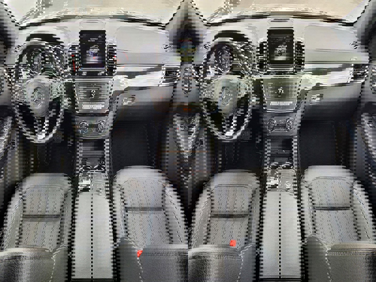 Used 2018 Mercedes-Benz GLS 450 4MATIC image 12