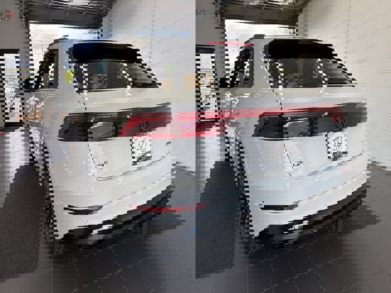 New 2025 Audi Q8 Premium Plus image 6