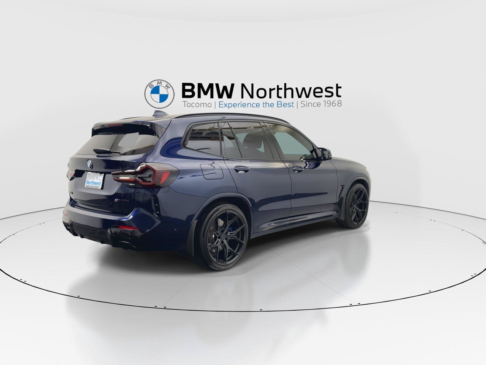 Used 2023 BMW X3 M40i AWD/4WD image 3