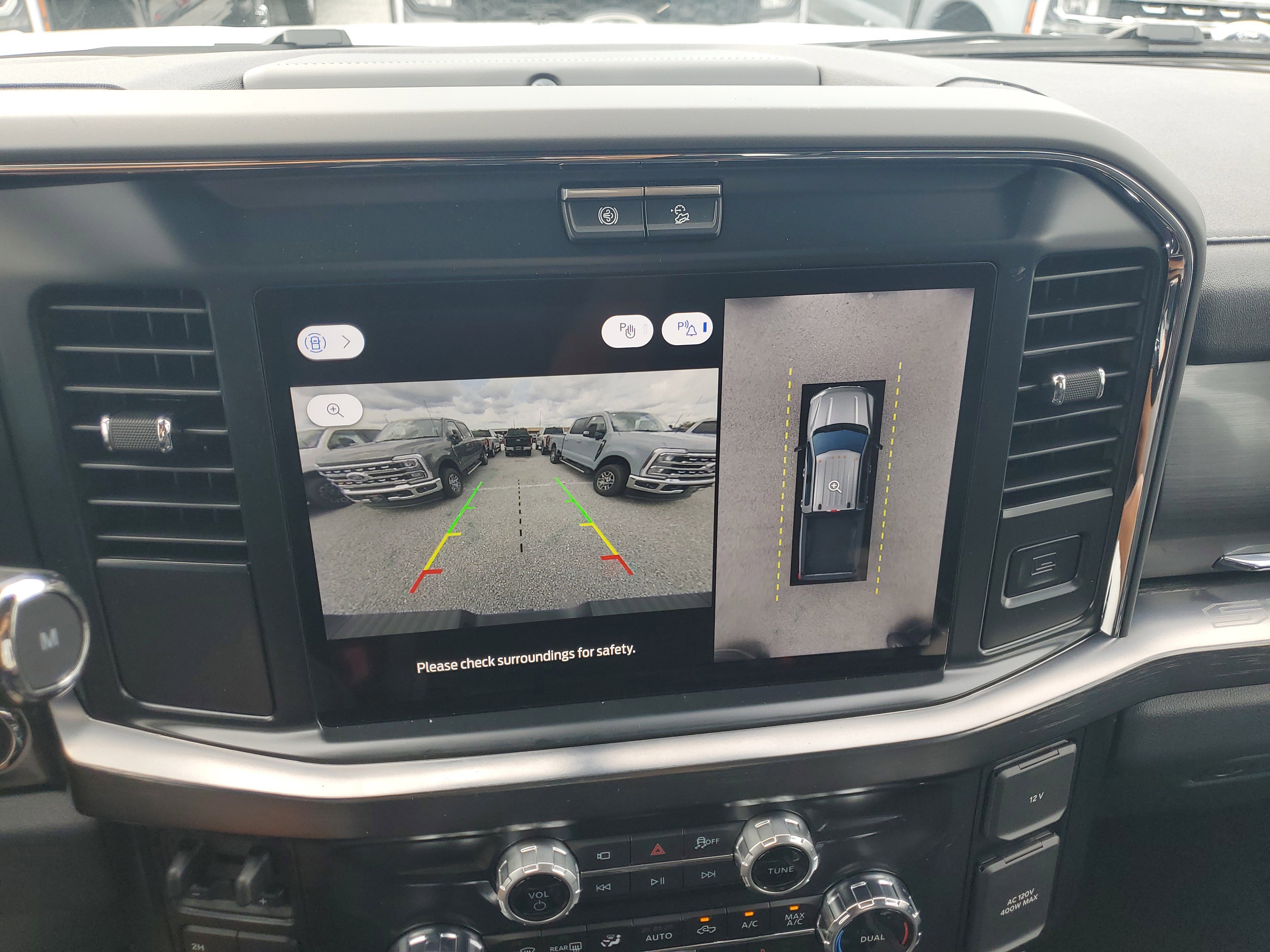 New 2026 Ford F250 Lariat w/ FX4 Off-Road Package image 18