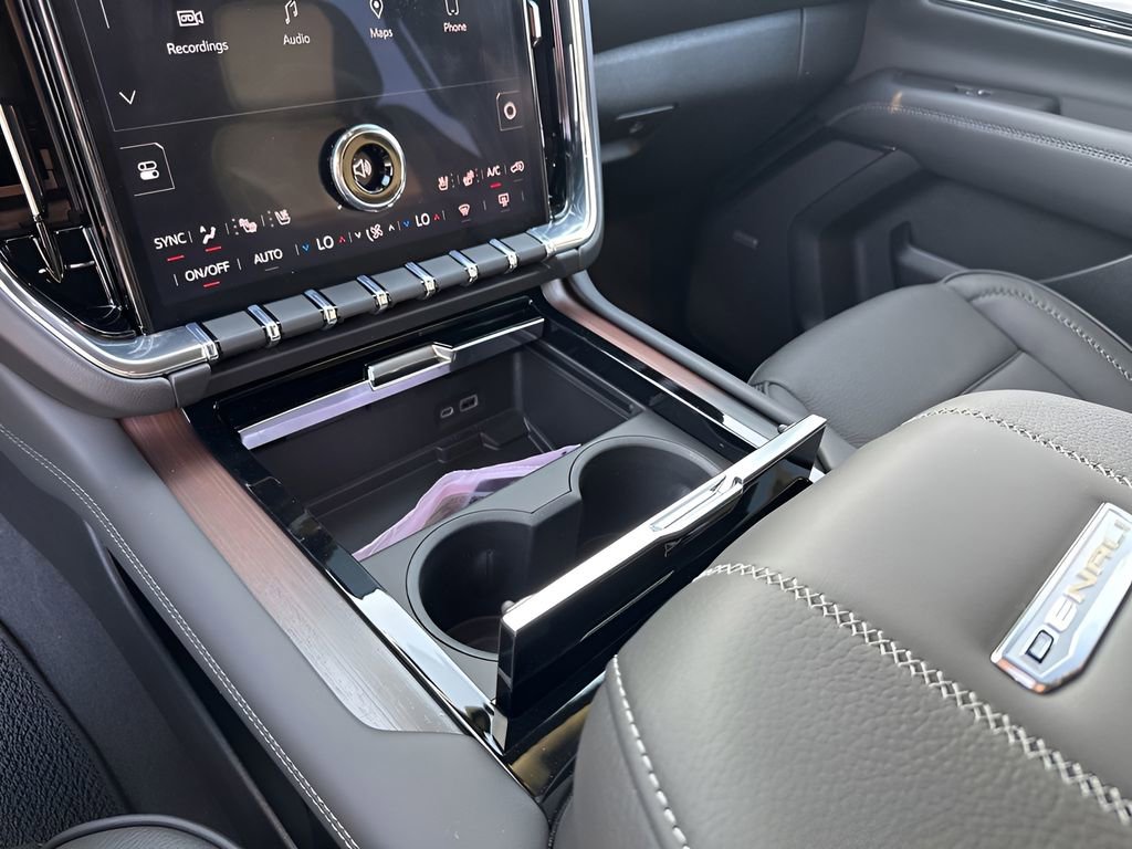 New 2026 GMC Yukon XL Denali RWD image 40