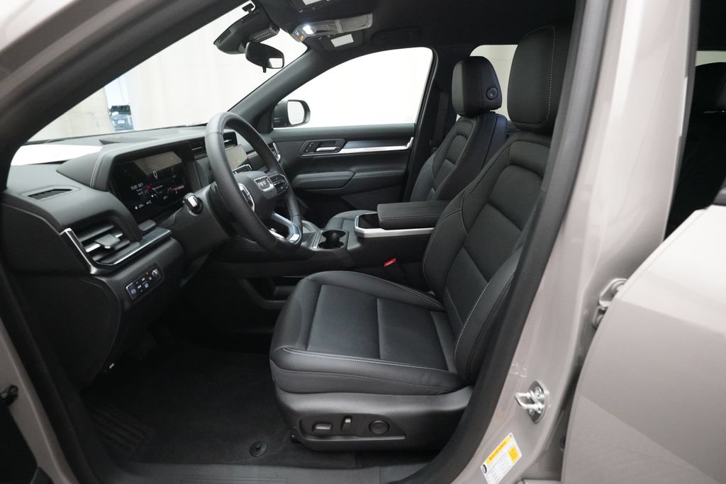 Used 2026 GMC Terrain Elevation w/ Elevation Premium Package AWD/4WD image 7