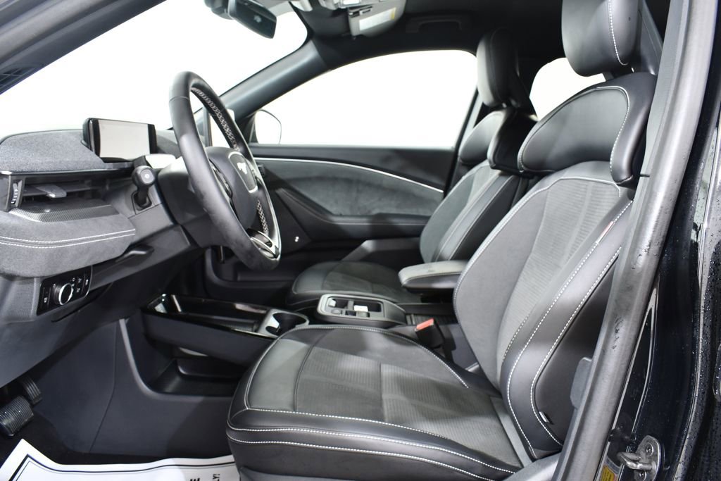 Used 2025 Ford Mustang Mach-E GT image 6