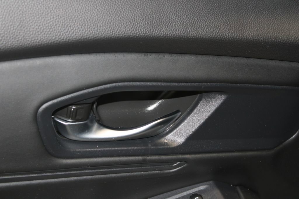 Used 2023 Honda Accord EX image 8