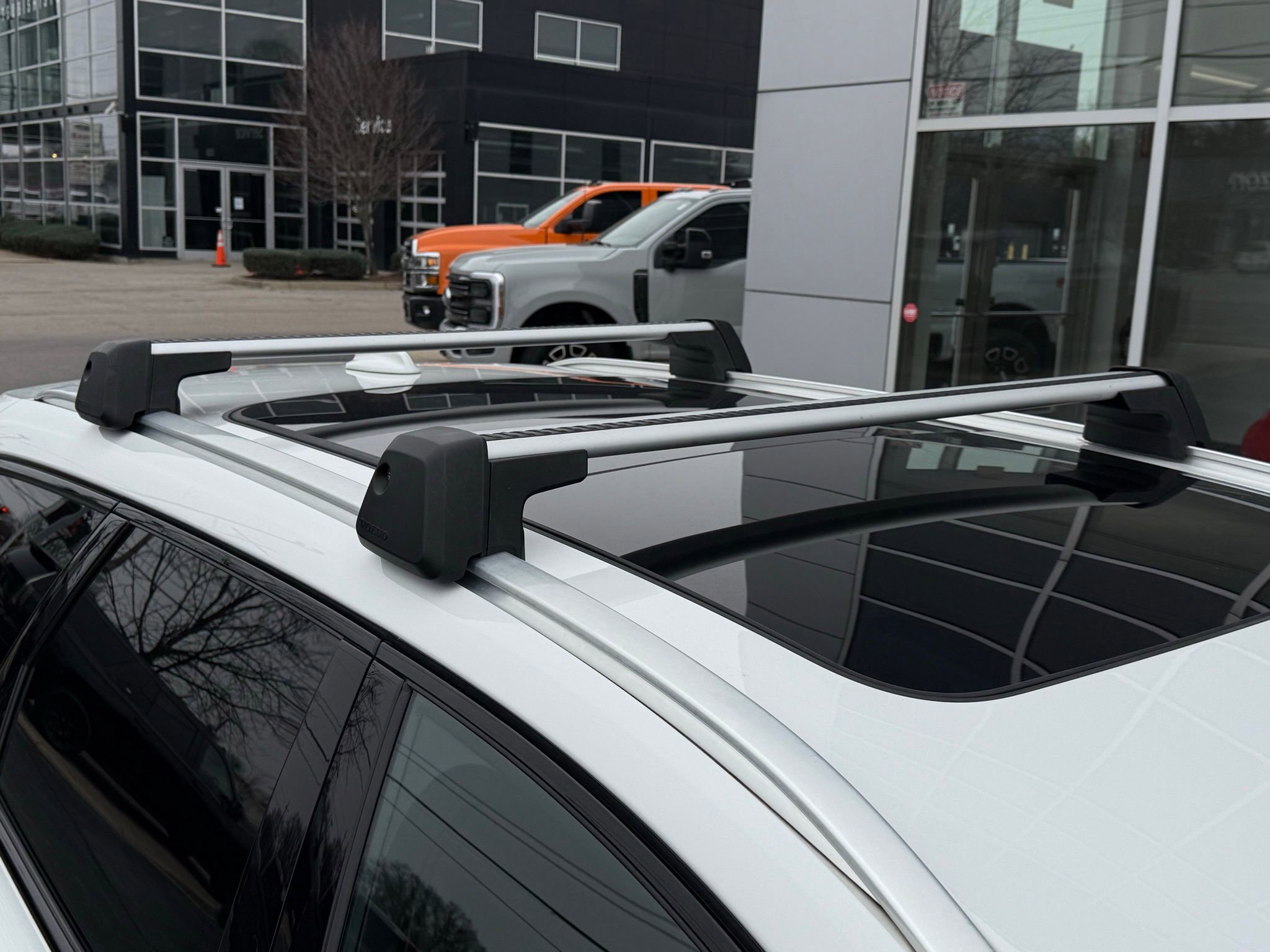 Used 2018 Volvo V90 T5 Cross Country w/ Convenience Package image 11