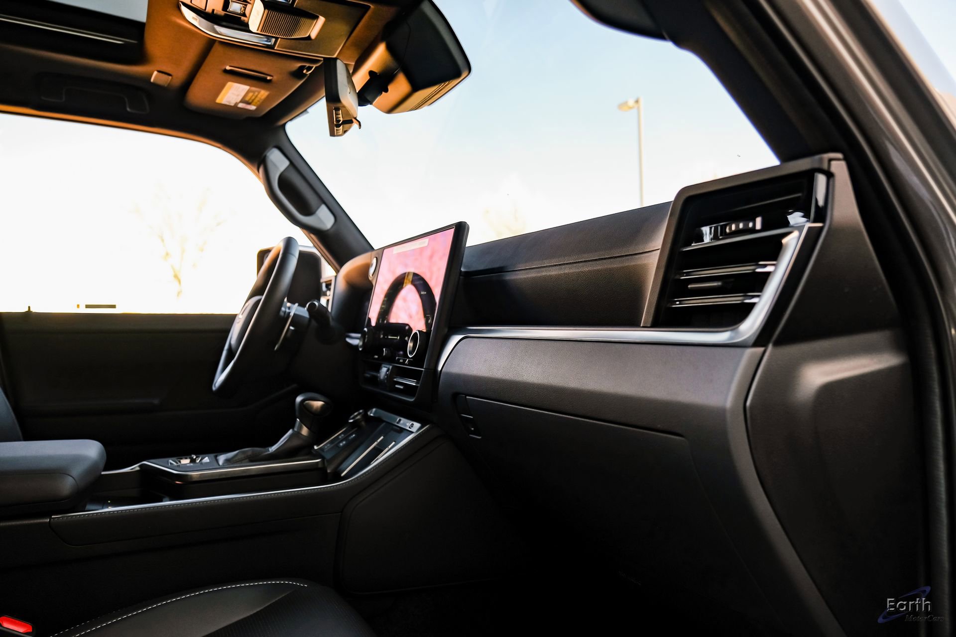 Used 2025 Lexus GX 550 550 Luxury+ HUD Traffic LIFTED w/ Accessory Package (2T) image 41