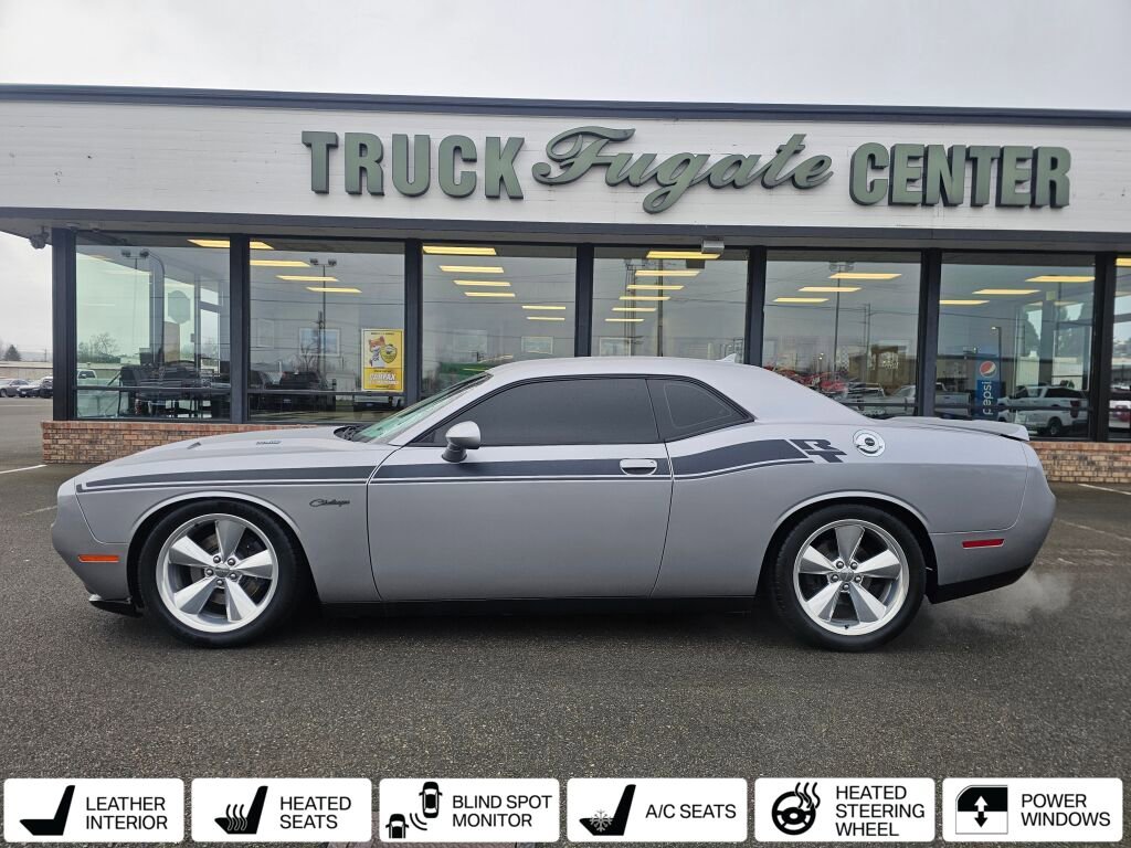 Used 2015 Dodge Challenger R/T Plus image 1