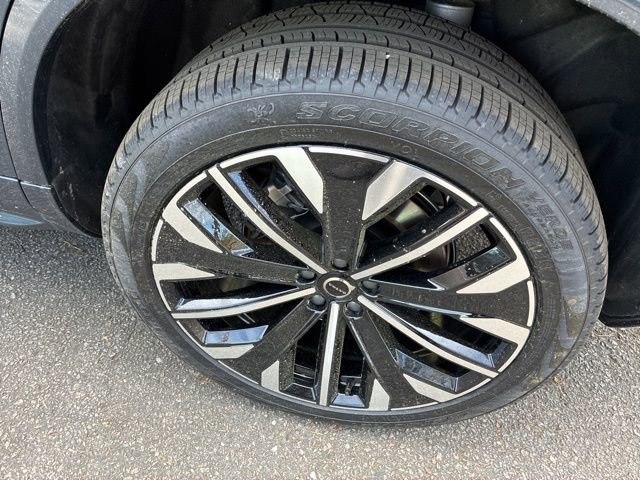 New 2026 Volvo XC90 B6 Plus AWD/4WD image 13
