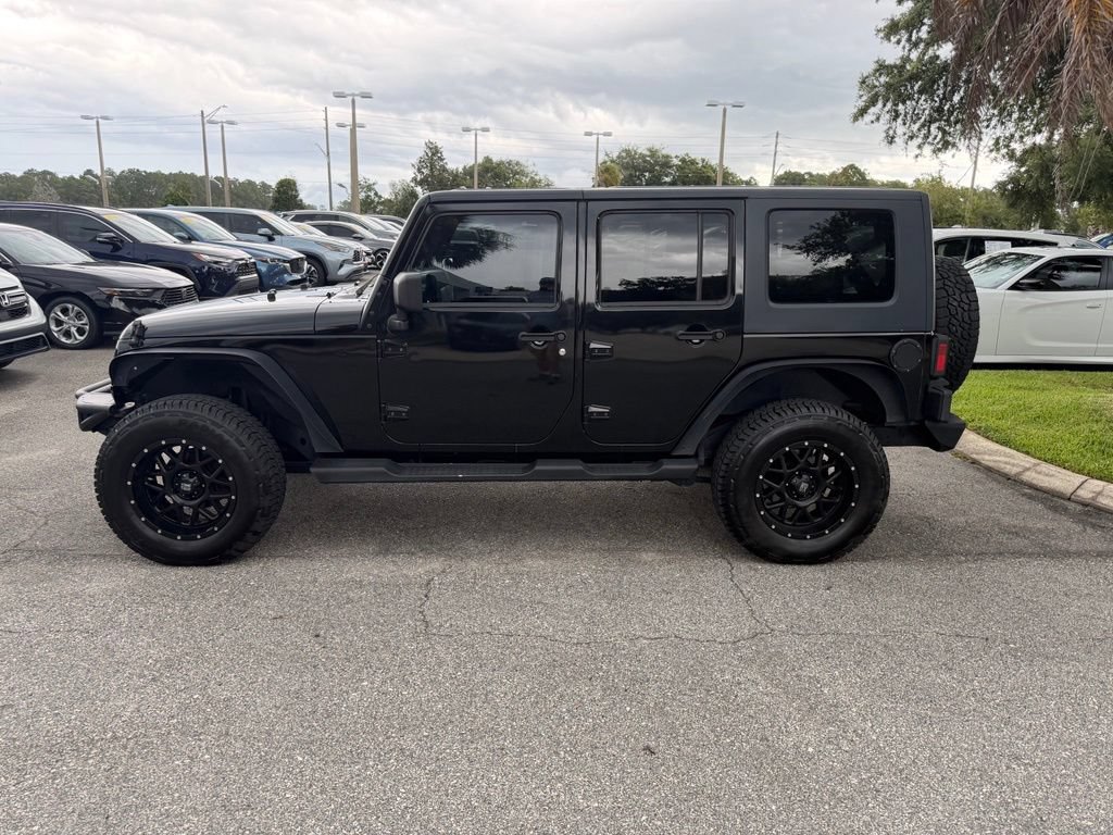 Used 2010 Jeep Wrangler Unlimited Sport AWD/4WD image 10