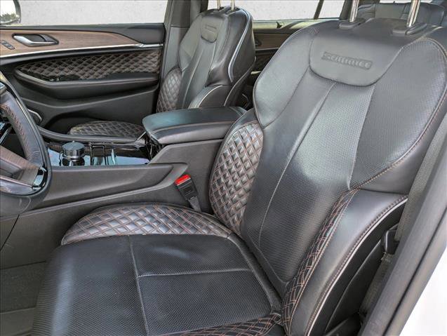 Used 2023 Jeep Grand Cherokee L Summit w/ Advanced Protech Group IV AWD/4WD image 24