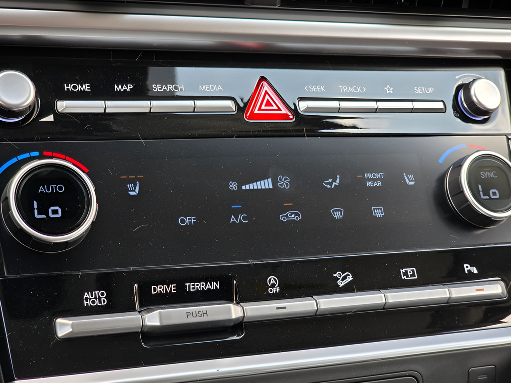 New 2026 Hyundai Santa Fe XRT AWD/4WD image 20