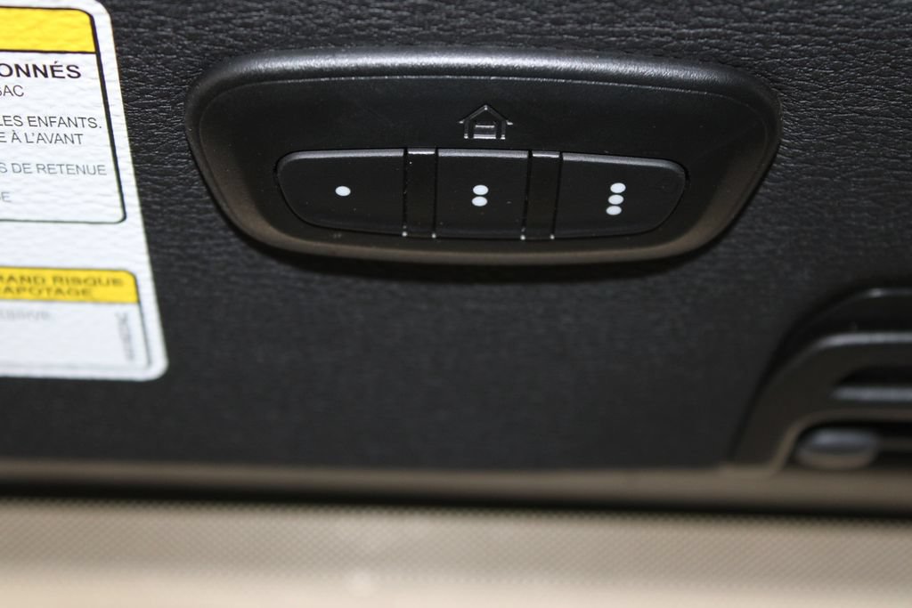 Used 2023 Jeep Wrangler Unlimited Sport AWD/4WD image 33