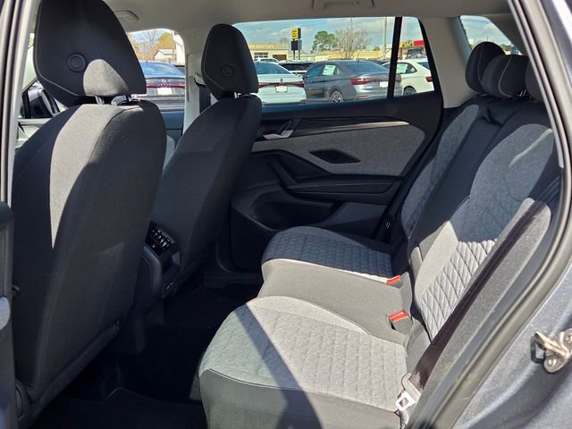 Used 2025 Volkswagen Tiguan S image 6