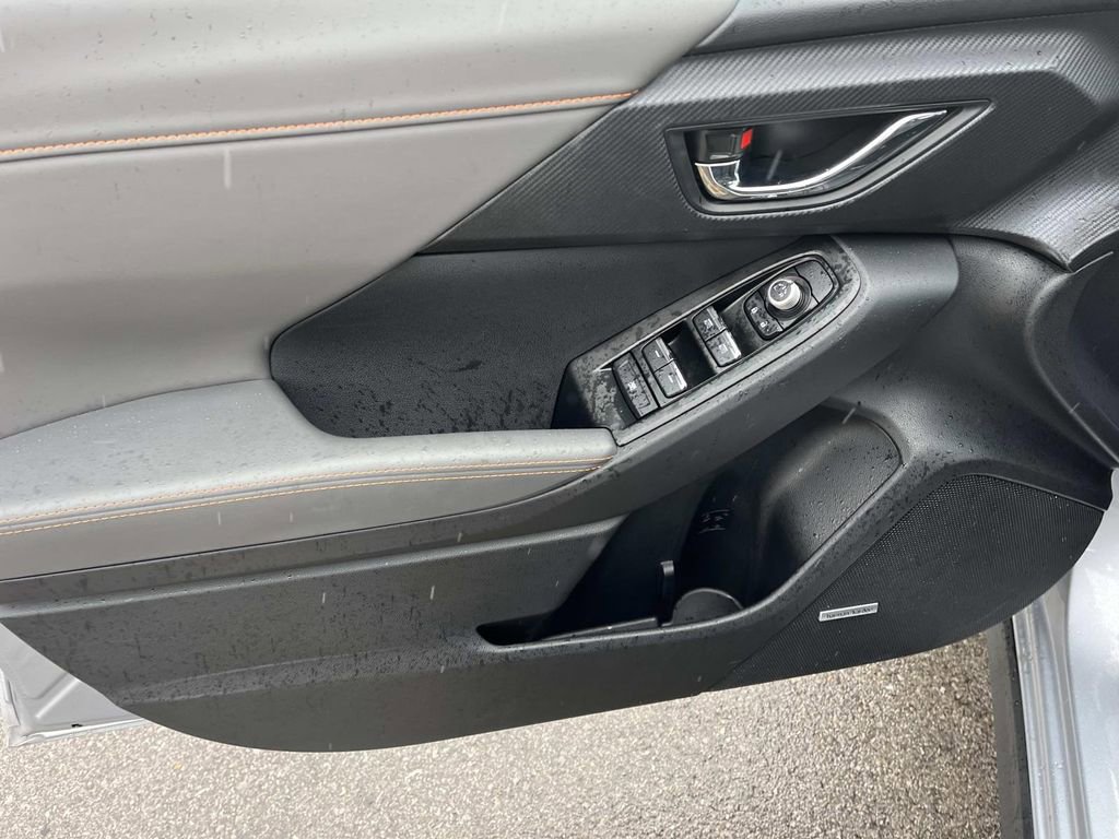 Used 2025 Subaru Crosstrek 2.5i Limited w/ Crosstrek Mirror Package image 26