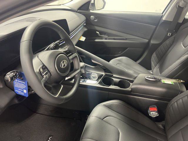 New 2026 Hyundai Elantra Limited w/ Cargo Package image 10