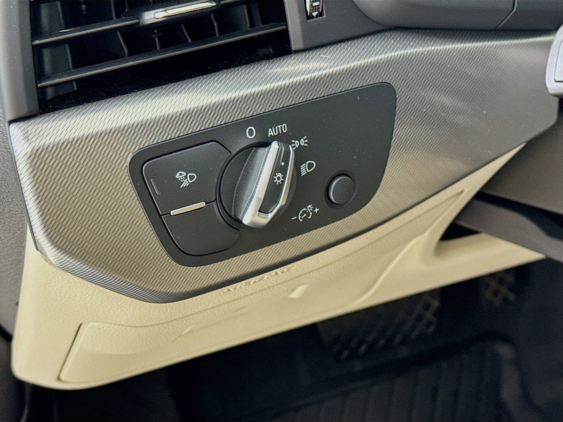 Used 2024 Audi A5 2.0T Premium Plus w/ Premium Plus image 11