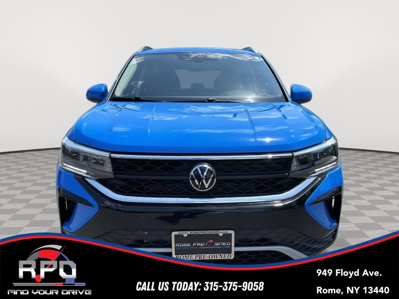 Used 2023 Volkswagen Taos SE w/ Black Wheel Package AWD/4WD image 8