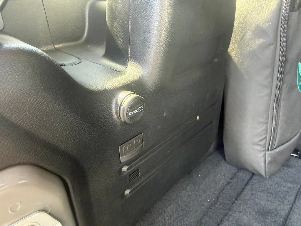 Used 2023 Jeep Wrangler Unlimited w/ Cold Weather Group AWD/4WD image 50