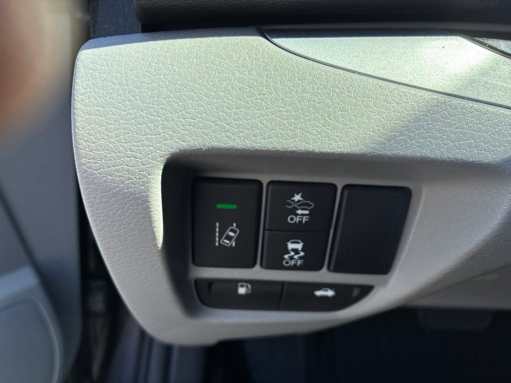 Used 2018 Acura TLX w/ Technology Package FWD image 15