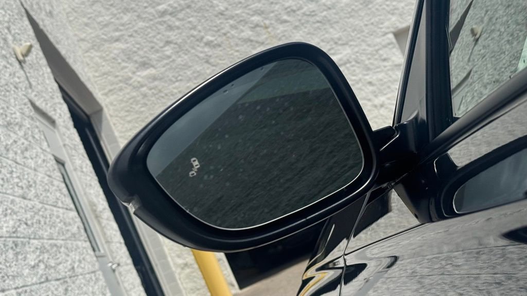 Used 2023 Honda Accord Touring image 17