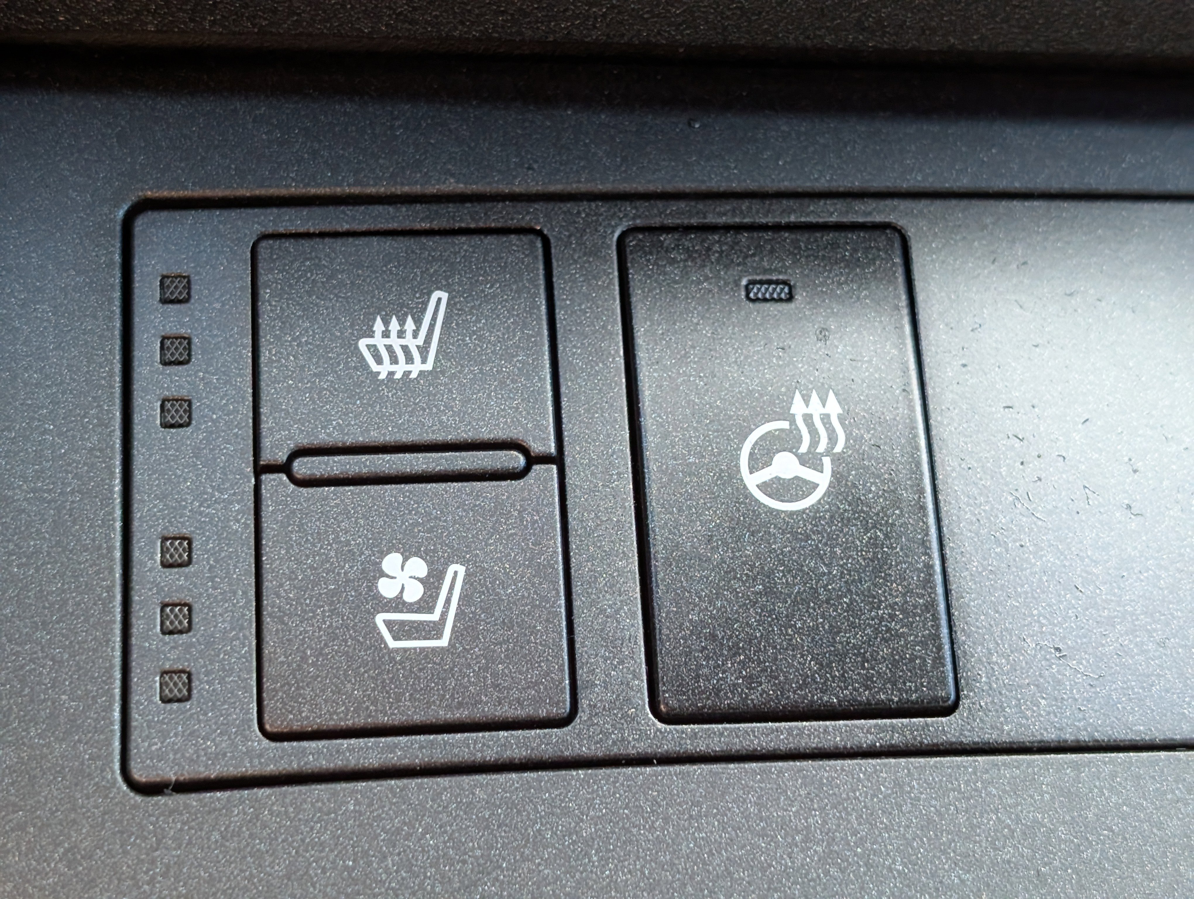 Certified 2024 Lexus IS 350 F Sport image 28