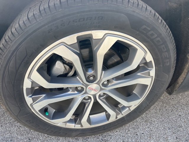 Used 2020 GMC Terrain SLT w/ Preferred Package image 18