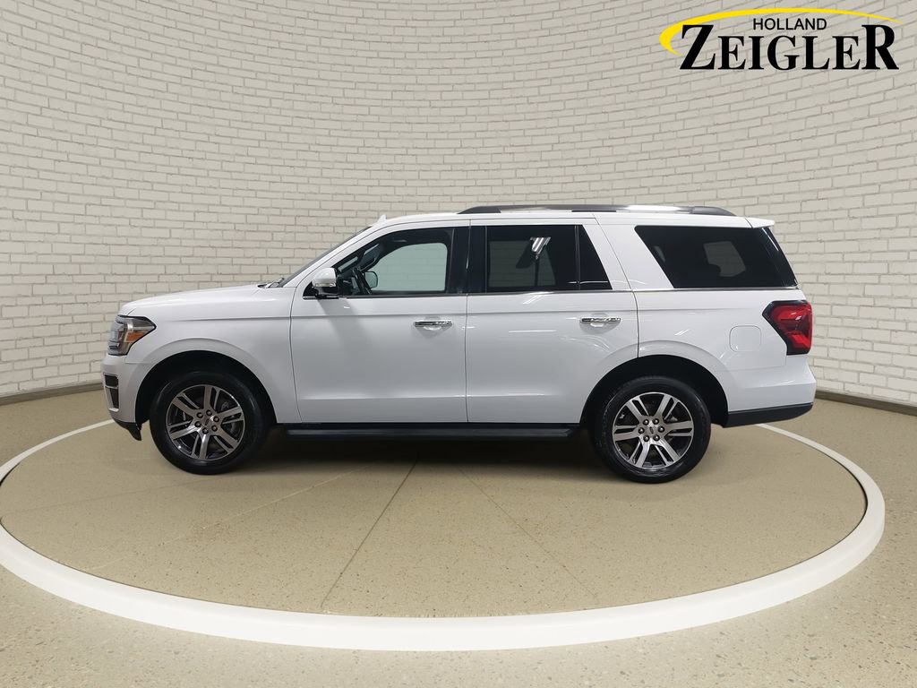 Used 2024 Ford Expedition Limited image 8